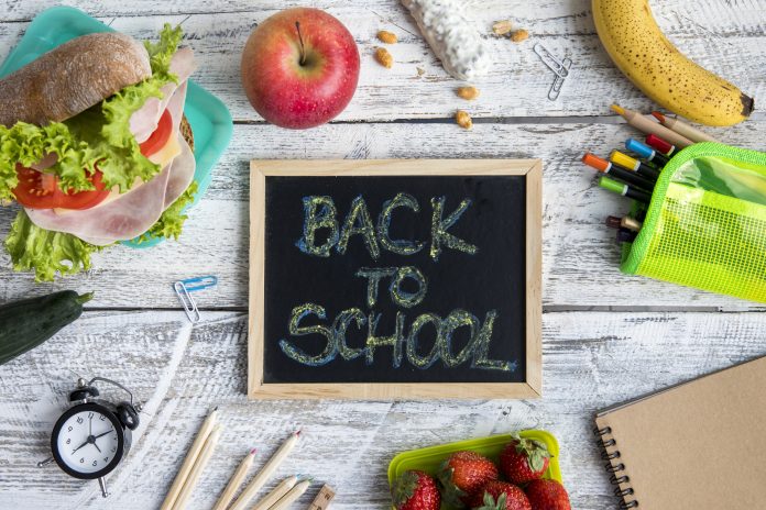 snacks-stationery-blackboard-with-writing